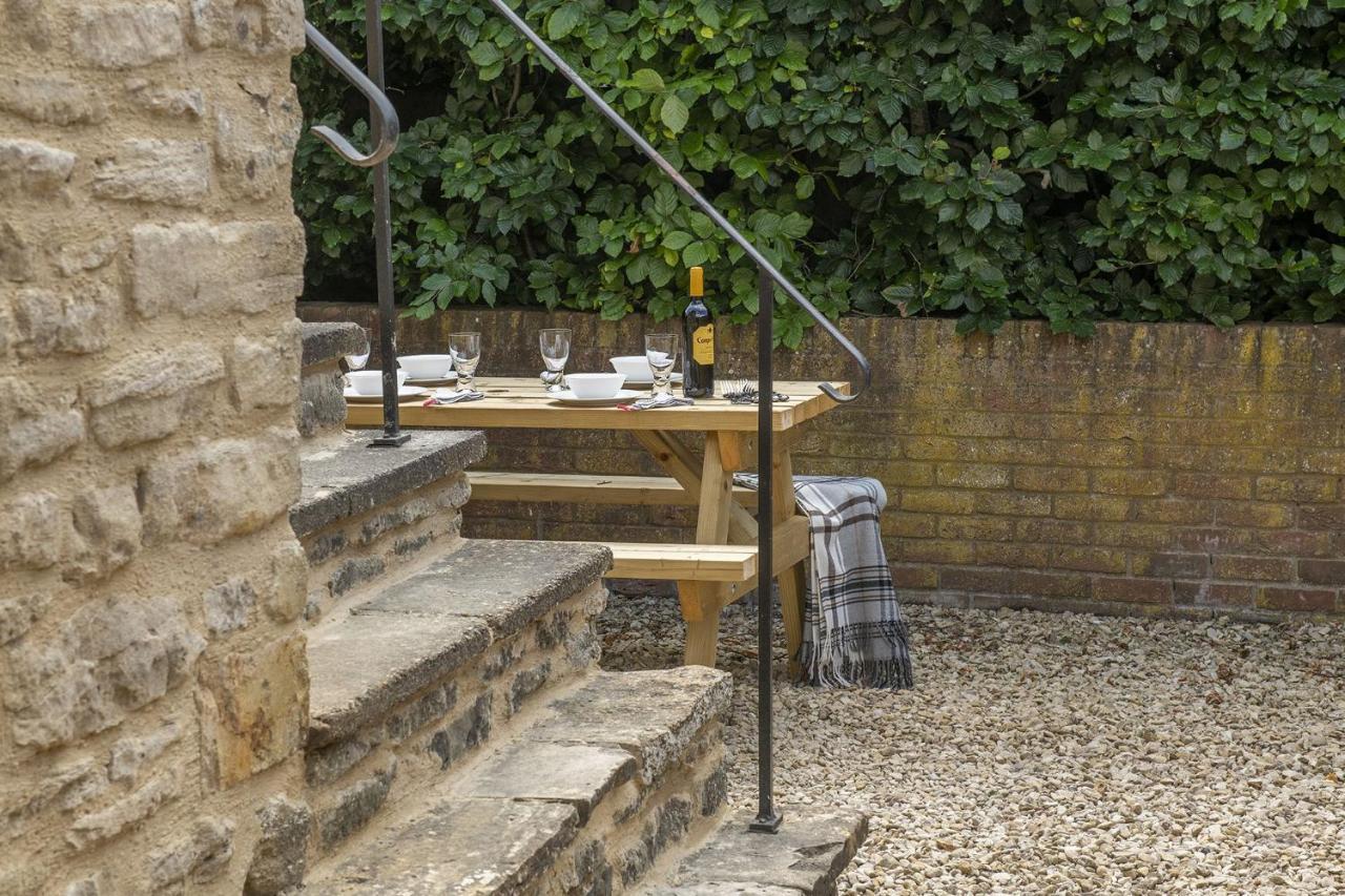 Villa The Milking Parlour Malmesbury Esterno foto